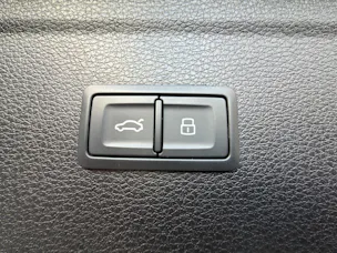 AUDI Q5 2.0 40 TDI - S Line - quattro *Black Edition*