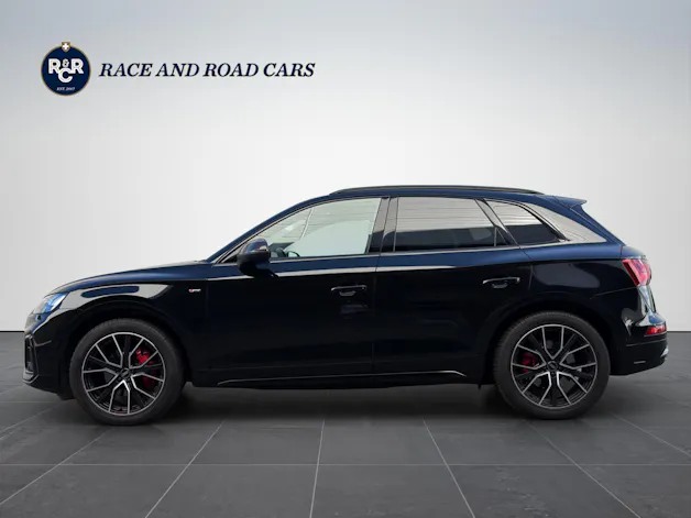 AUDI Q5 2.0 40 TDI - S Line - quattro *Black Edition*