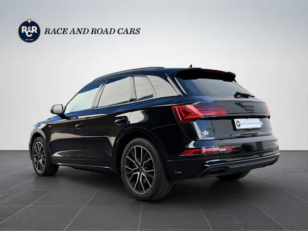 AUDI Q5 2.0 40 TDI - S Line - quattro *Black Edition*