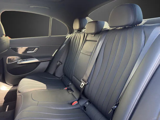 MERCEDES-BENZ E 300 e 4Matic EQ Hybrid 9G-Tronic