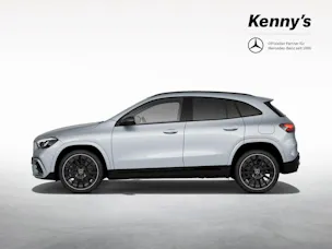 MERCEDES-BENZ GLA 200 Night Star AMG Line