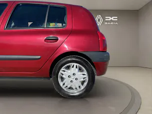 RENAULT Clio 1.6 RT