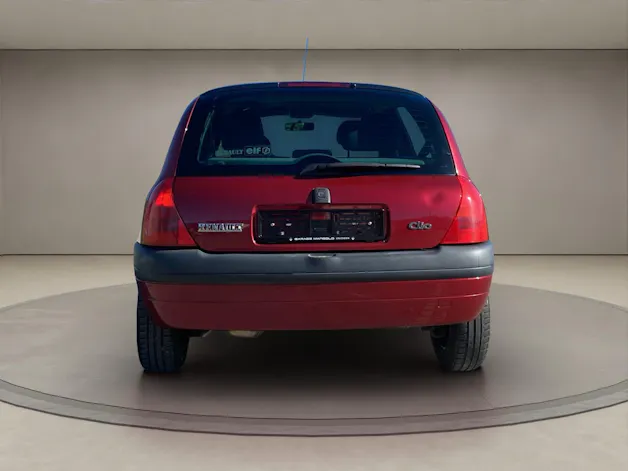 RENAULT Clio 1.6 RT