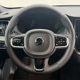 VOLVO XC60 2.0 T8 TE Black Edition e
