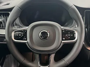 VOLVO XC60 2.0 T8 TE Black Edition e