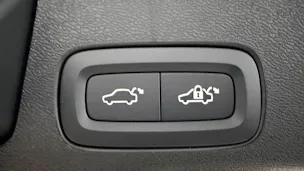 VOLVO XC60 2.0 T8 TE Black Edition e