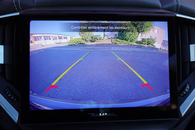 MASERATI Ghibli 2.0 Hybrid GT "* CH Auto * Tempomat * Camera recul * Sièges Electriques/mémoire * Toit Ouvrant * Phares LED *"