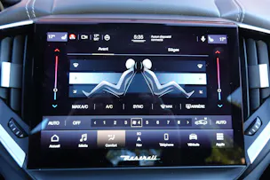 MASERATI Ghibli 2.0 Hybrid GT "* CH Auto * Tempomat * Camera recul * Sièges Electriques/mémoire * Toit Ouvrant * Phares LED *"