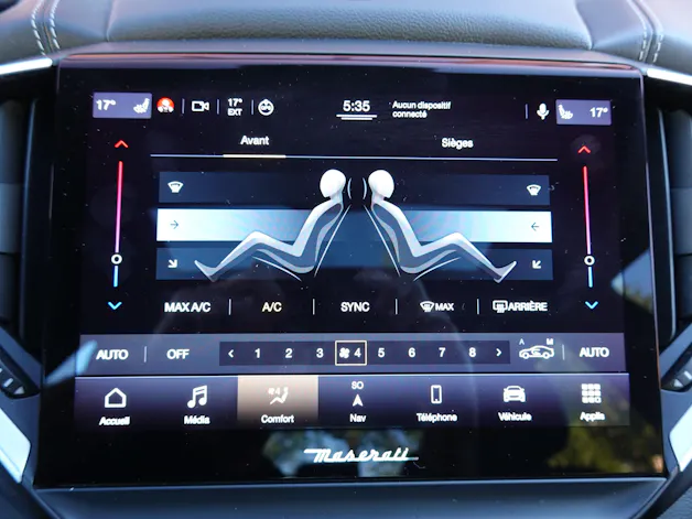 MASERATI Ghibli 2.0 Hybrid GT "* CH Auto * Tempomat * Camera recul * Sièges Electriques/mémoire * Toit Ouvrant * Phares LED *"
