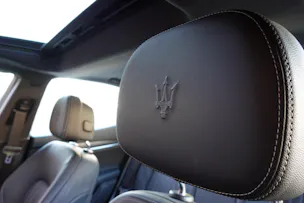 MASERATI Ghibli 2.0 Hybrid GT "* CH Auto * Tempomat * Camera recul * Sièges Electriques/mémoire * Toit Ouvrant * Phares LED *"
