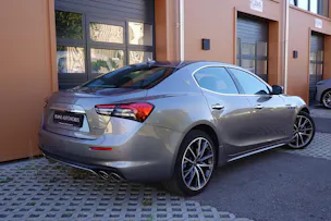MASERATI Ghibli 2.0 Hybrid GT "* CH Auto * Tempomat * Camera recul * Sièges Electriques/mémoire * Toit Ouvrant * Phares LED *"