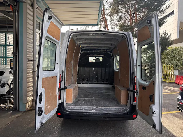 RENAULT Master T33 2.3dCi 130 L2H2