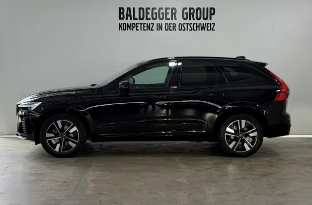 VOLVO XC60 2.0 B5 MH Plus Dark AWD