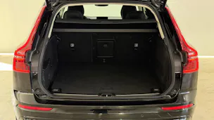 VOLVO XC60 2.0 B5 MH Plus Dark AWD