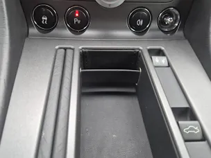 ASTON MARTIN V8 Vantage 4.7 Sportshift
