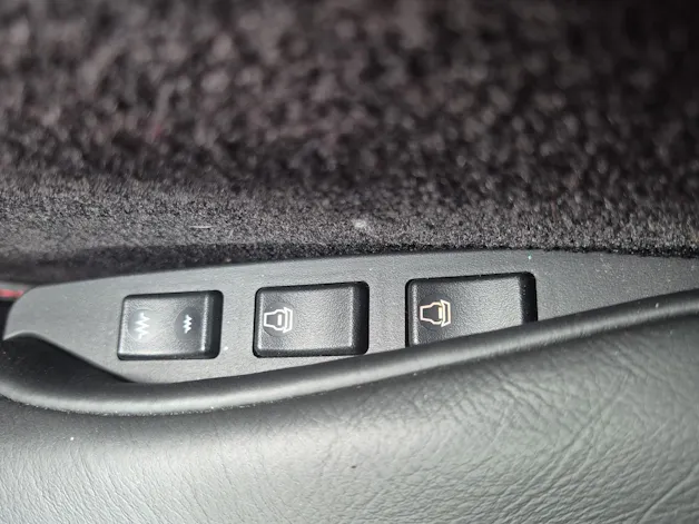 ASTON MARTIN V8 Vantage 4.7 Sportshift