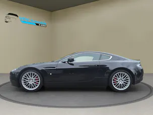ASTON MARTIN V8 Vantage 4.7 Sportshift