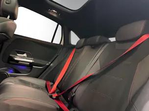 MERCEDES-BENZ GLA 35 AMG 4Matic 8G-Speedshift DCT