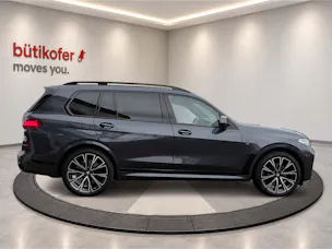 BMW X7 G07 M50i