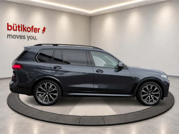 BMW X7 G07 M50i