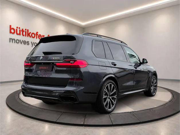 BMW X7 G07 M50i