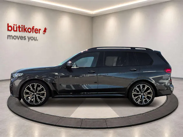 BMW X7 G07 M50i