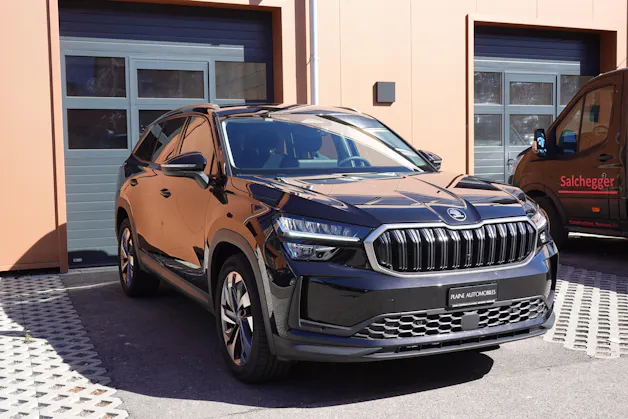 SKODA Kodiaq 1.5 TSI mHEV "* 7 Places * Crochet remorque * Caméra * Tempomat Adaptatif * Clim Auto * Hayon Electrique *"