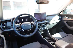 SKODA Kodiaq 1.5 TSI mHEV "* 7 Places * Crochet remorque * Caméra * Tempomat Adaptatif * Clim Auto * Hayon Electrique *"