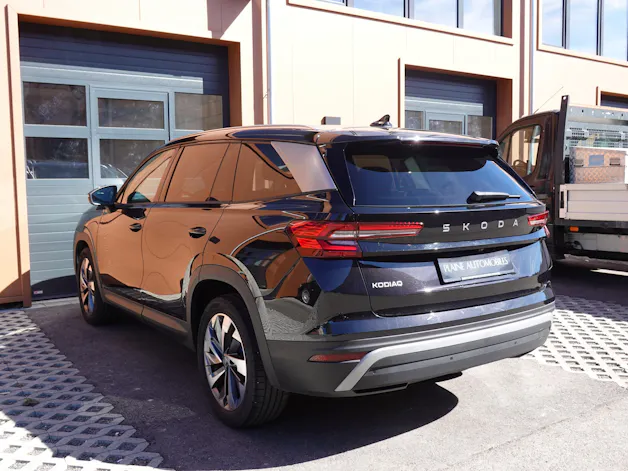 SKODA Kodiaq 1.5 TSI mHEV "* 7 Places * Crochet remorque * Caméra * Tempomat Adaptatif * Clim Auto * Hayon Electrique *"