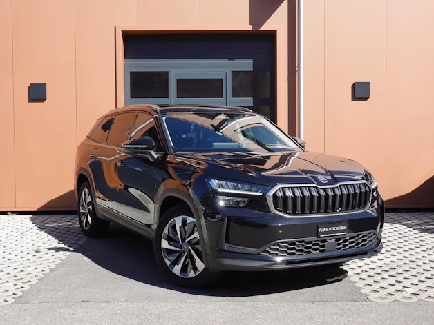 SKODA Kodiaq 1.5 TSI mHEV "* 7 Places * Crochet remorque * Caméra * Tempomat Adaptatif * Clim Auto * Hayon Electrique *"
