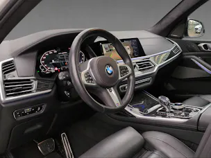 BMW X7 M50i