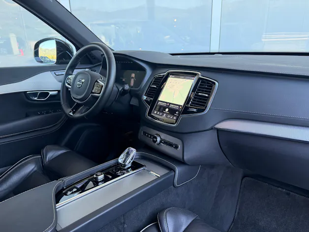 VOLVO XC90 B5 Benzin AWD Plus Bright Geartronic