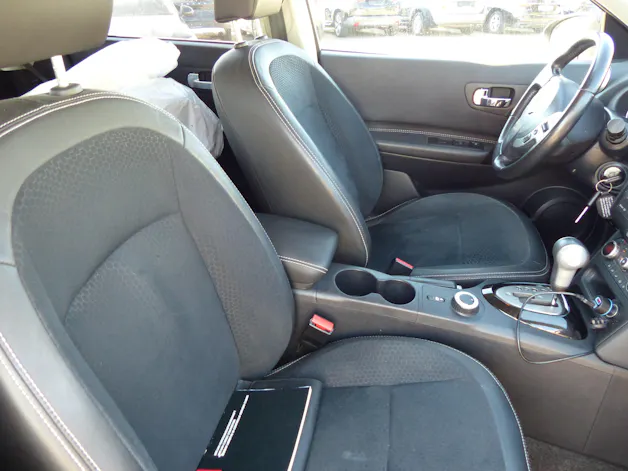NISSAN Qashqai 2.0 dCi 4WD tekna Automatic
