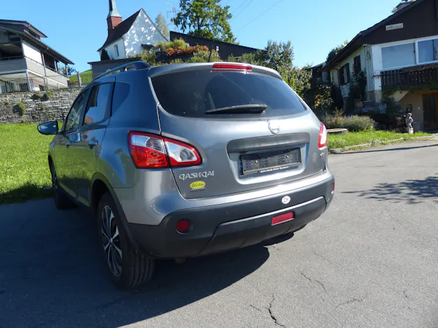 NISSAN Qashqai 2.0 dCi 4WD tekna Automatic
