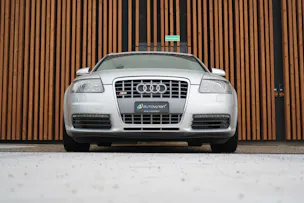 AUDI S6 AVANT 5.2 V10 QUATTRO TIPTRONIC l 435 PS