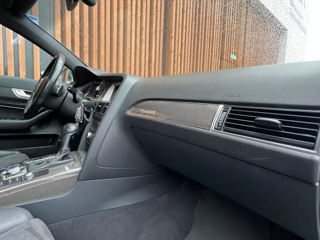 AUDI S6 AVANT 5.2 V10 QUATTRO TIPTRONIC l 435 PS