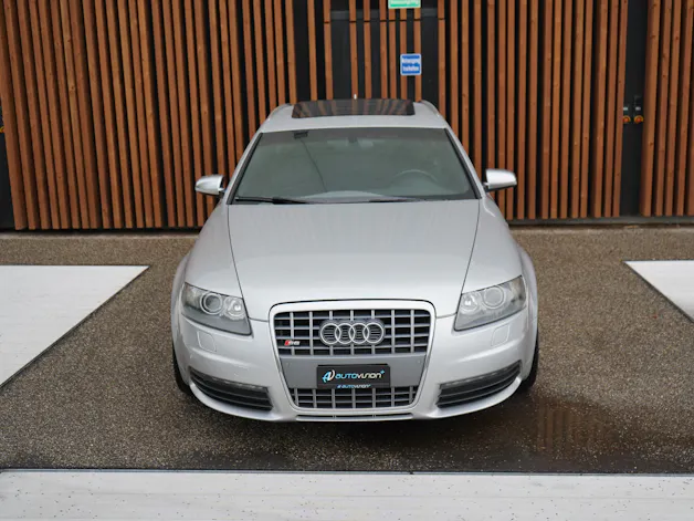 AUDI S6 AVANT 5.2 V10 QUATTRO TIPTRONIC l 435 PS