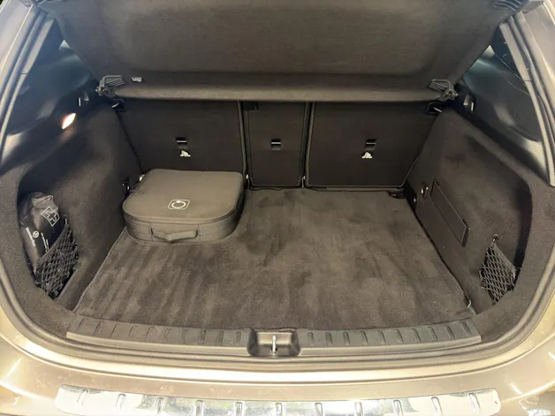 MERCEDES-BENZ GLA 250e AMG Line 8G-DCT
