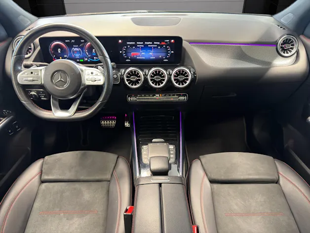 MERCEDES-BENZ GLA 250e AMG Line 8G-DCT