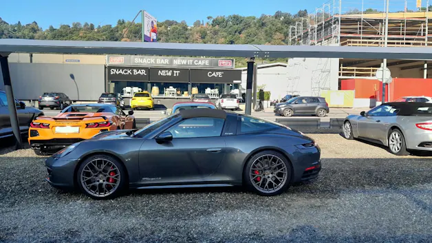 PORSCHE 911 Targa 4S
