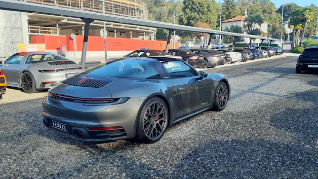 PORSCHE 911 Targa 4S