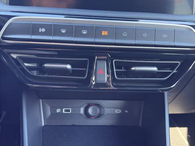 MG 3 1.5 Hybrid Luxury Aut.