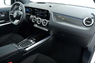 MERCEDES-BENZ GLA 250 AMG Line 4matic Swiss Star h247