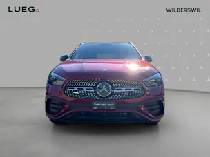 MERCEDES-BENZ GLA 200 7G-DCT