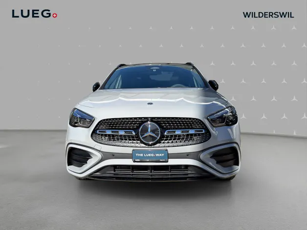 MERCEDES-BENZ GLA 250 4Matic 8G-DCT