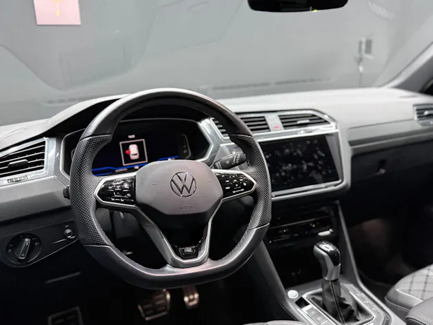 VW Tiguan 2.0TSI R-Line 4Motion DSG
