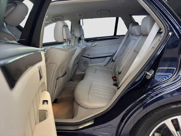 MERCEDES-BENZ E 400 V6 Avantgarde Kombi