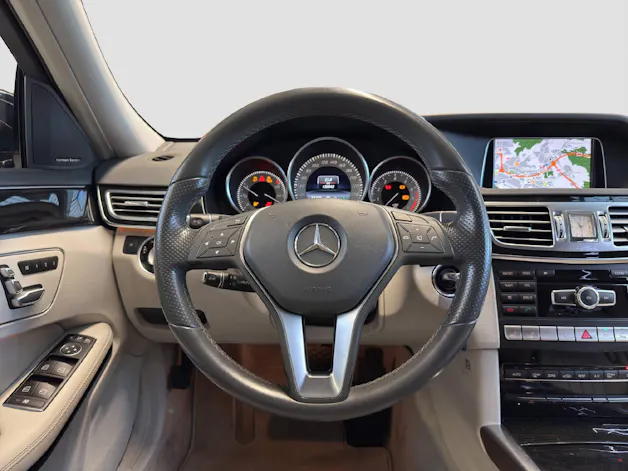 MERCEDES-BENZ E 400 V6 Avantgarde Kombi