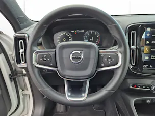VOLVO XC40 2.0 T5 Inscription AWD