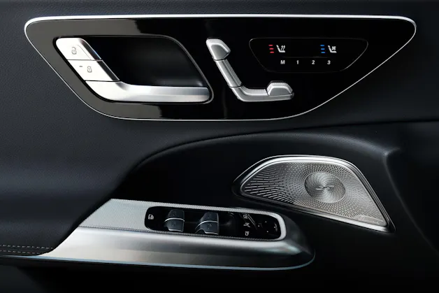 MERCEDES-BENZ E 220 d AMG Line 4matic W214